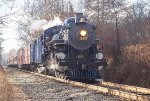 RBMN 425 with the Santa Train heading north through Berne Township, PA